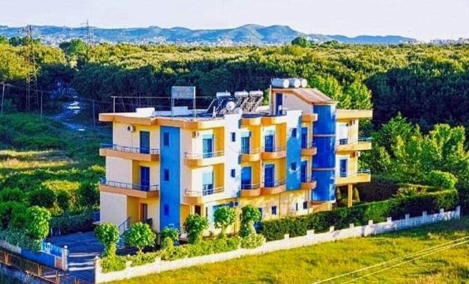 Eleart Aparthotel Golem  Ngoại thất bức ảnh